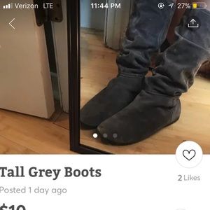 Sold bundle — boots and free runs